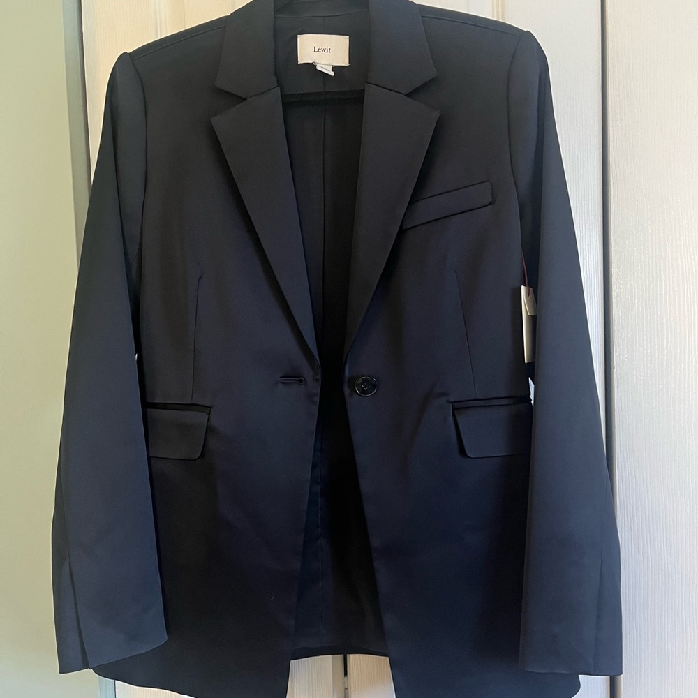 Lewit Women's Navy Blazer